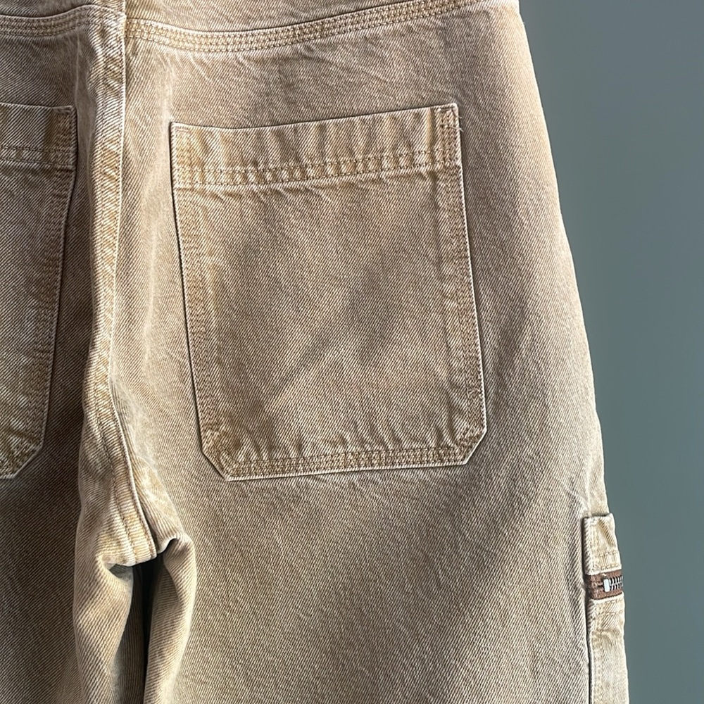 Topshop High-Rise Cropped Zippered Khaki Cargo Jeans in Women’s Size 30 - Picture 7 of 8